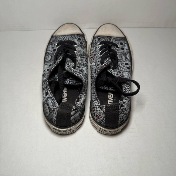 Converse Skull Sneakers 4 - Picture 3 of 7